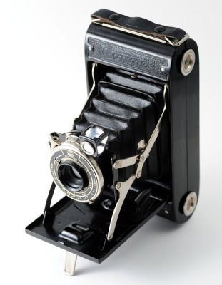 01 Coronet 120 Roll Film Folding Camera.jpg
