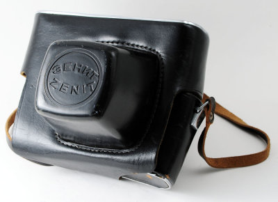 01 Zenit E Leather Case.jpg