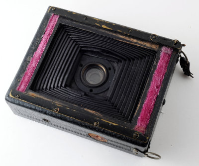13 Thornton Pickard Imperial Pocket Plate Camera.jpg