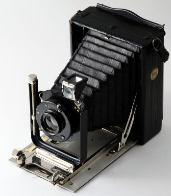 01 Thornton Pickard Imperial Pocket Plate Camera.jpg