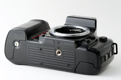 04 Nikon F-801s.jpg