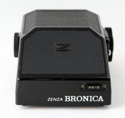 07 Bronica AE-II Prism Finder ETRSi.jpg