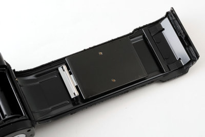 07 Canon A-1 Black SLR Body.jpg