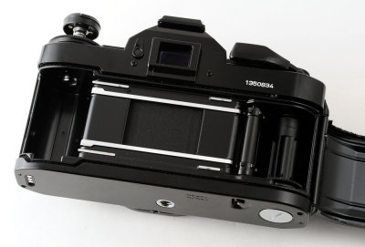 06 Canon A-1 Black SLR Body.jpg