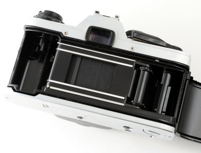 06 Olympus OM10 Body.jpg