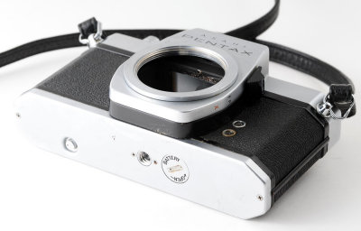 04 Pentax SP 500 Body.jpg