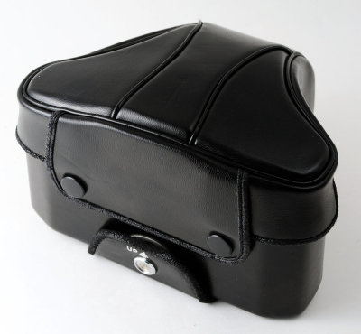 02 Canon Black Case AE-1.jpg