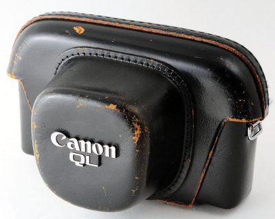 01 Canon Canonet QL Leather Case.jpg