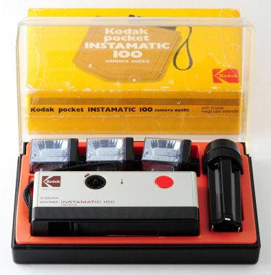 01 Kodak Pocket Instamatic 100 Camera Outfit.jpg