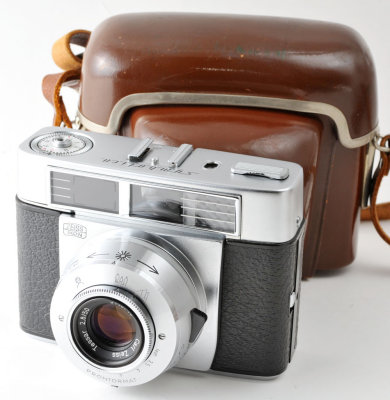 01 Zeiss Ikon Symbolica.jpg