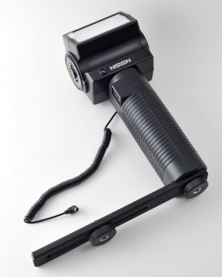 02 Nissin Hammer Head Flash 3200GT.jpg