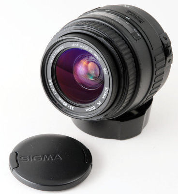 01 Sigma DL 35-80mm f4~5.6 MC Zoom Canon EF.jpg