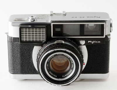 03 Fujica 35-EE Camera.jpg