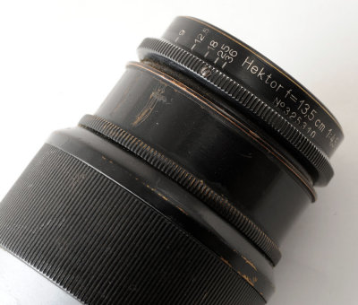 05 Leica Leitz Hektor 13.5cm f4.5 Lens.jpg