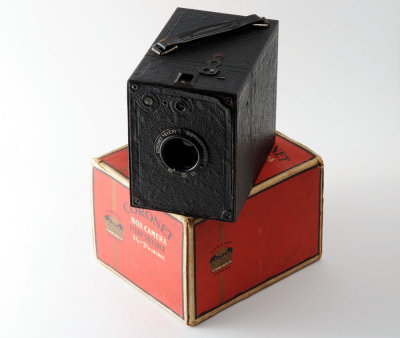 01 Coronet Every Distance Box Camera Boxed.jpg