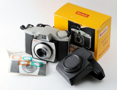 01 Kodak Brownie 44A Camera.jpg