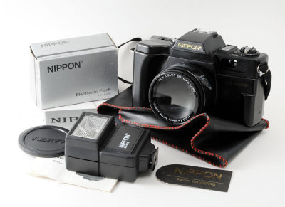 01 Nippon AR-4392 3hmm Toy Camera.jpg