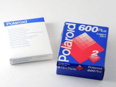04 Polaroid 600 Plus Instant Film.jpg