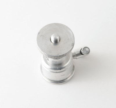 04 Small Aluminium Ball & Socket Tripod Head.jpg