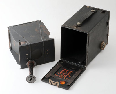 04 Kodak Brownie No. 2 Model F Box Camera.jpg