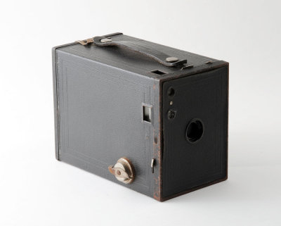 01 Kodak Brownie No. 2 Model F Box Camera.jpg