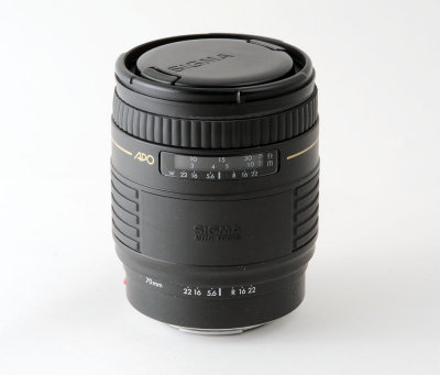 08 Sigma UC APO 70-210mm f4~5.6 Zoom Lens Minolta AF.jpg