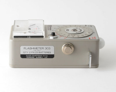 05 Vintage Courtenay Flashmeter 303.jpg