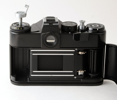 05  Zenit 11 Camera Body.jpg