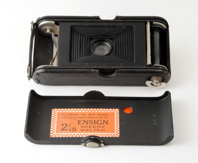 10 Barker's of Kensington Ensign Folding Roll Film Camera.jpg