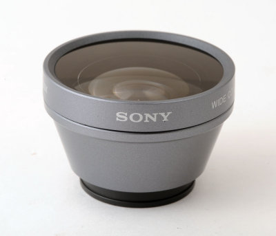 06 Sony Wide Conversion Lens x0.6 VCL-0630X.jpg