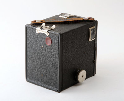 03 Kodak Brownie Junior SIX-20 Super Box Camera.jpg