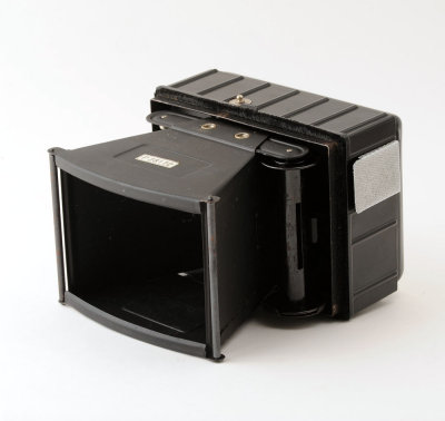 05 Coronet Rex Metal Box Camera.jpg
