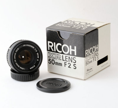 01 Ricoh Rikenon XR 50mm f2 Lens Pentax P PK Mount.jpg