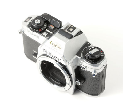 03 Nikon FG-20 Camera Body.jpg