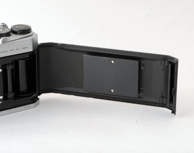 06 Asahi Pentax Spotmatic SP 35mm SLR Camera Body.jpg