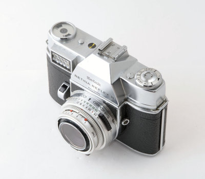 03 Kodak Retina Reflex III 35mm Camera with Xener Lens.jpg
