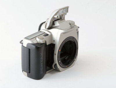 06 Pentax MZ-50 SLR Camera Body.jpg