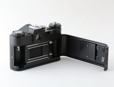 06 Zenit Zenith E Black Camera Body.jpg