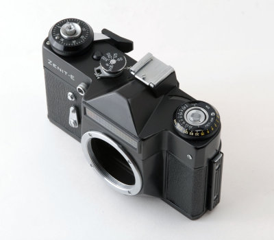 03 Zenit Zenith E Black Camera Body.jpg