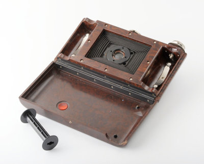 04 Kodak Hawkette No. 2 120 Roll Film Bakelite Camera .jpg