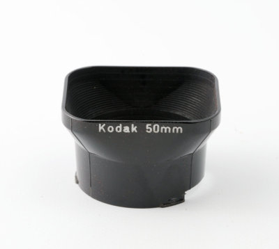 02 Kodak Retina 50mm Square Bayonet Plastic Lens Hood.jpg