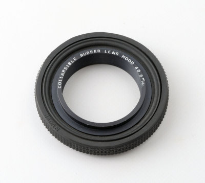 04 Vintage 40.5mm Collapsible Rubber Lens Hood with Pouch.jpg
