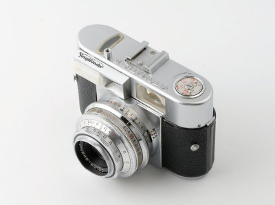 03 Voightlander Vitomatic II 35mm Rangefinder Camera with Case.jpg