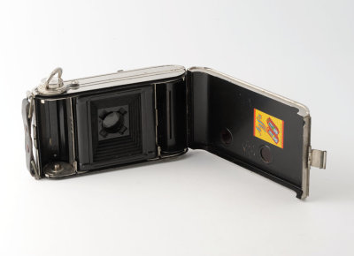 04 Agfa Billy Clack Nr. 51 Strut Type Folding 120 Roll Film Camera.jpg