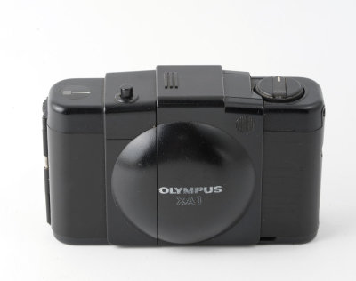 05 Olympus XA1.jpg