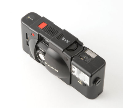 04 Olympus XA2 and A11 Flash Camera.jpg