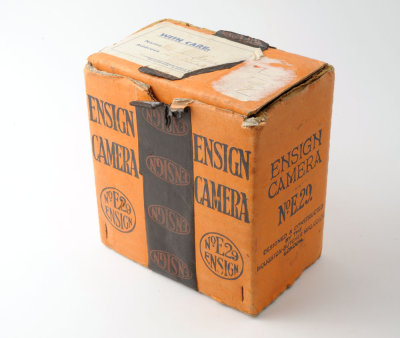 07 Ensign E29 Blue Box Camera Boxed with Instructions VGC.jpg
