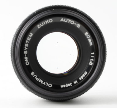05 Olympus OM 50mm f1.8 Auto-S Lens.jpg