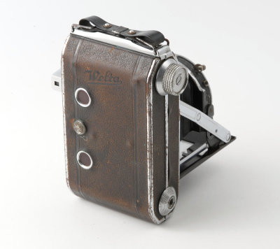 02 Welta Perle 120 Roll Film Folding Camera.jpg