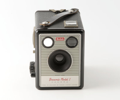 01 Kodak Brownie Model I Box Camera.jpg